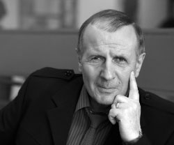 Михаил Веллер: человечество перестает быть, а цивилизованные люди сходят со сцены